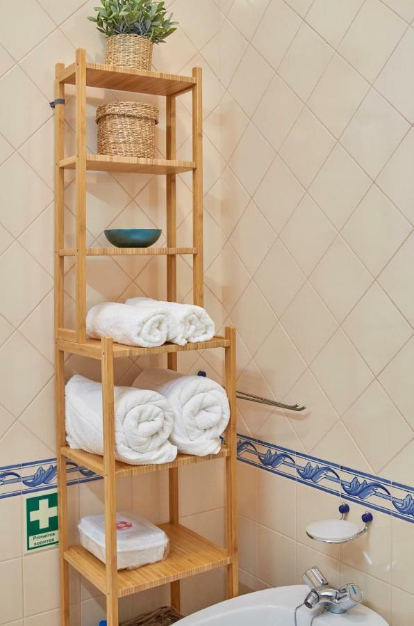 Cozy Apartment In Historic Center With Terrace Lisbon Exterior photo