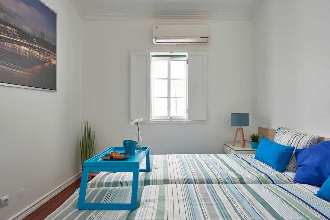 Cozy Apartment In Historic Center With Terrace Lisbon Exterior photo